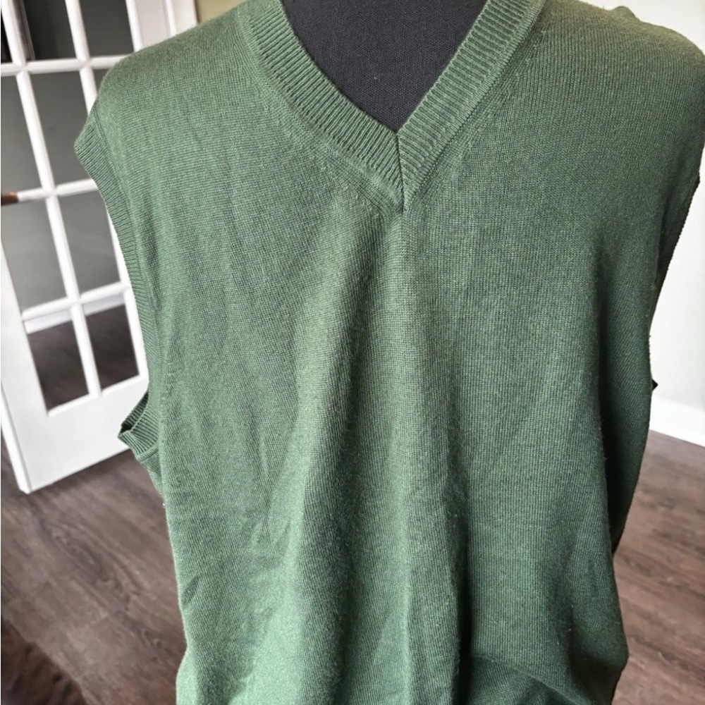 Men's Cashmere Green V-Neck Sweater Vest